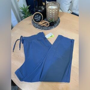 NWT All in Motion woven tapered ankle pants size XL